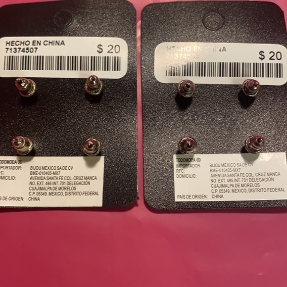 4 pairs Todomoda Earrings - Picture 6 of 7